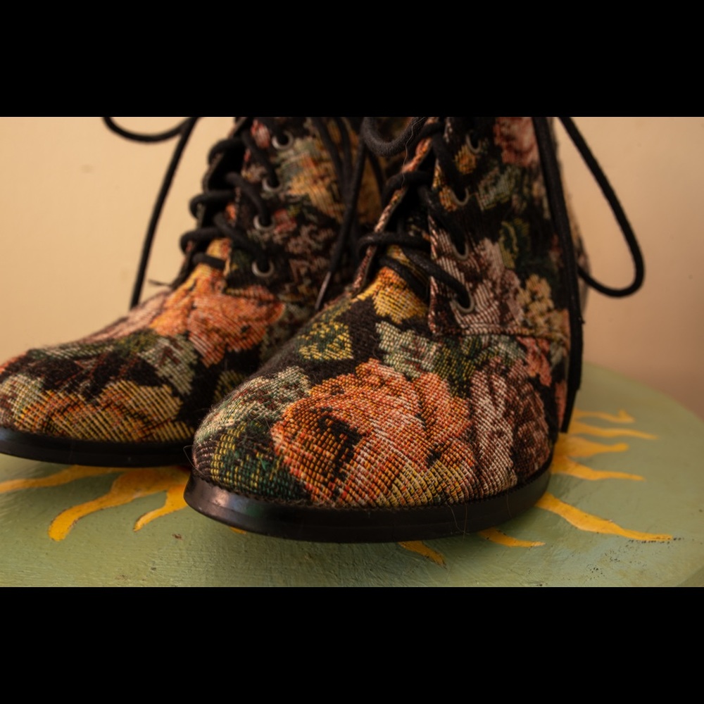 Diba London Dixie Floral Canvas Boots